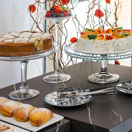 Готель Maniace Boutique Ortigia | Esperienze 4*